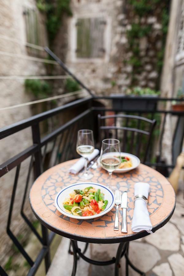 Guesthouse Galeb 브르사르 외부 사진